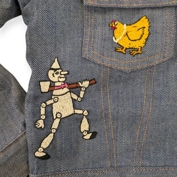 Vintage Girls Sz 8 Jean Jacket ~ Hand embroidered Wizard of Oz characters - Picture 2 of 13